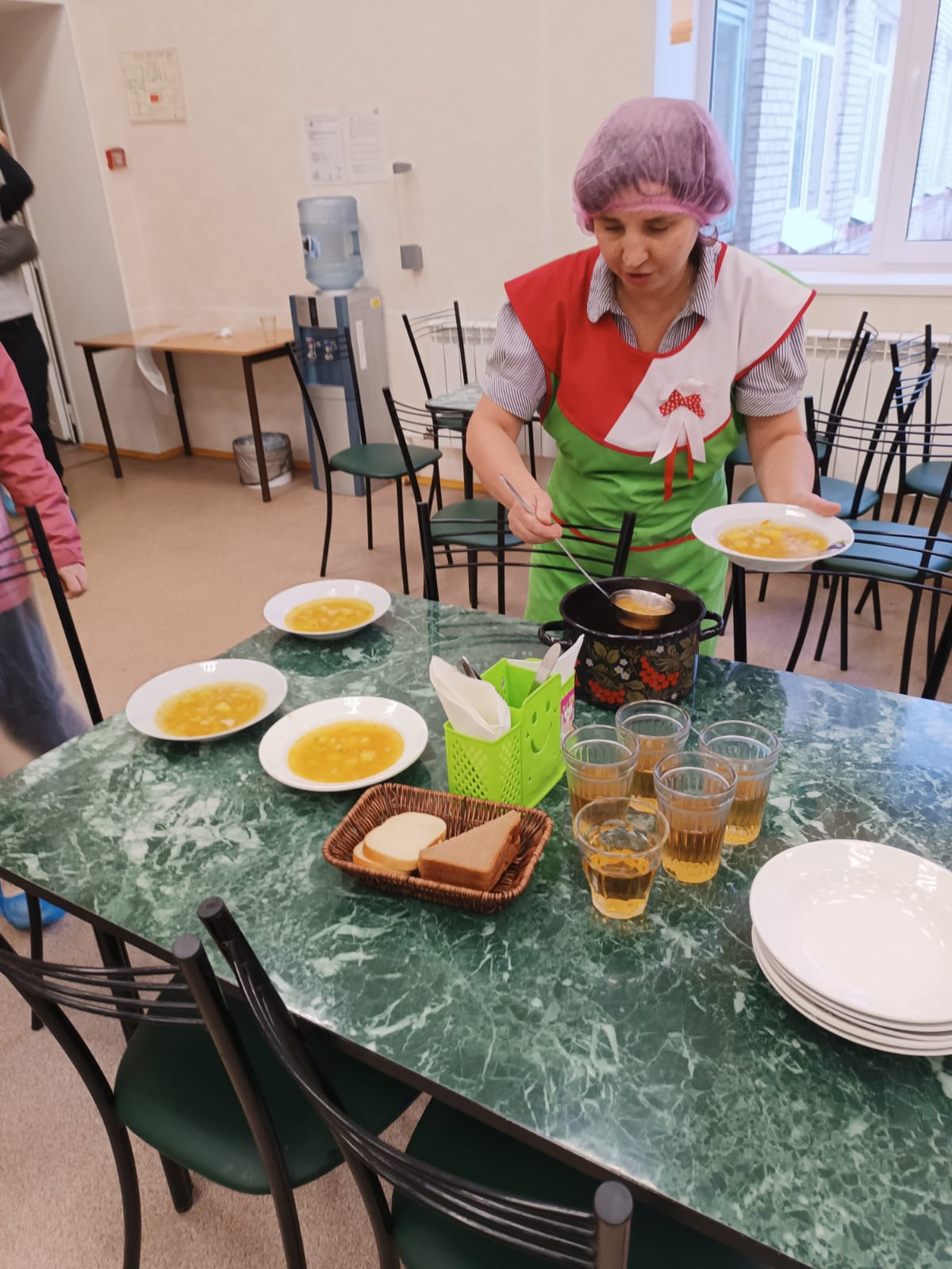 Изображения столовой.